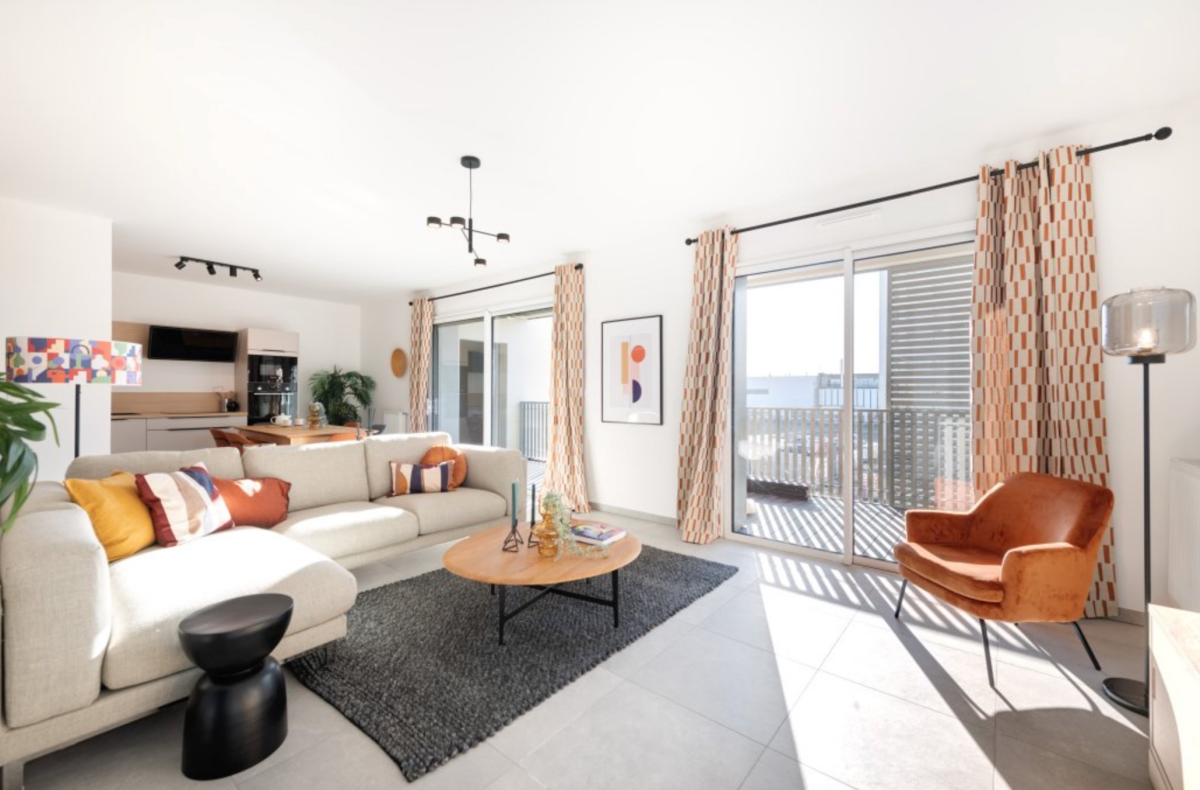 Photo 1 : T4 lumineux avec balcon et parking- Lyon - 85m²