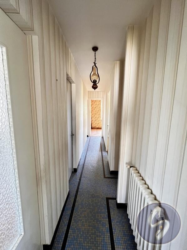 Photo 9 : Maison de bourg 5 pièces 100 m2 avec garage et terrain construc