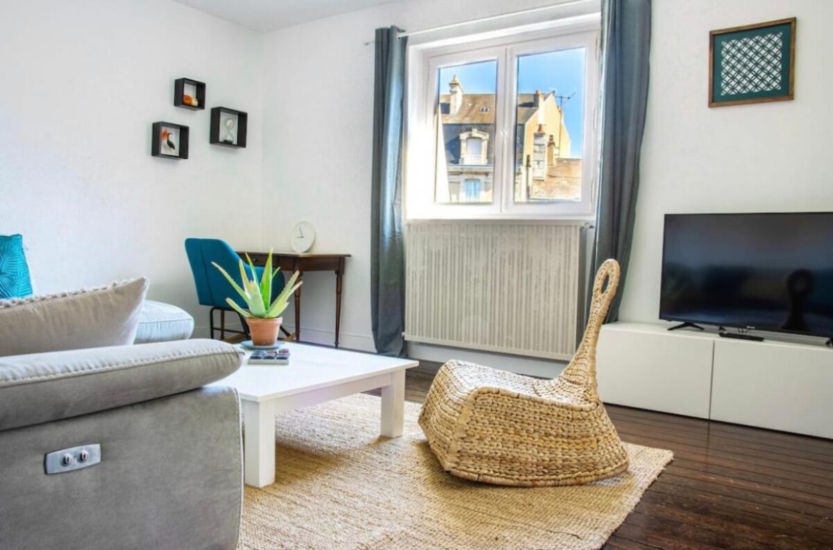 Photo 1 : Appartement à vendre dernier étage avec 3 chambres sur le Pl