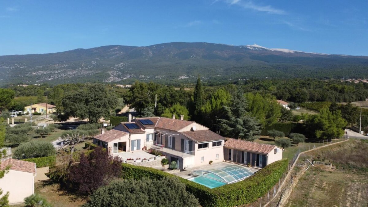 Photo 1 : Propriété de charme et qualité avec 5 chambres au pied du Ventoux