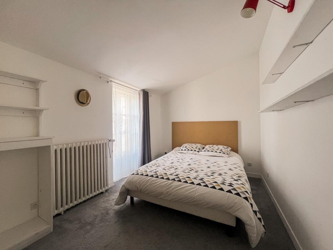 Photo 14 : Rare à Poitiers centre : Maison médiévale avec jardin, pisci