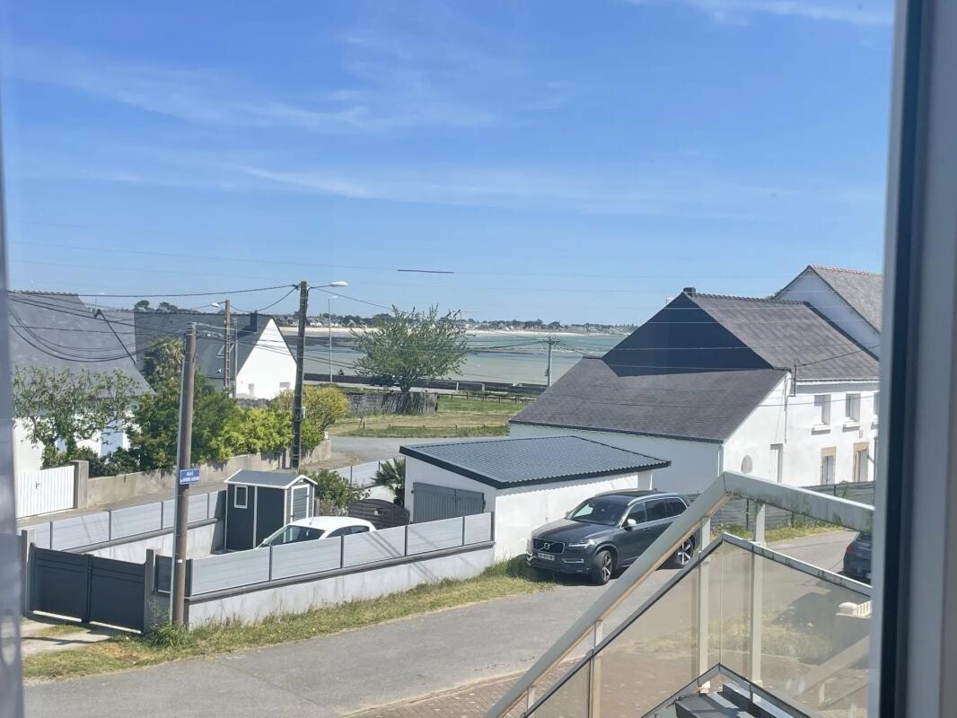 Photo 1 : T1 bis 29,17 m² + Terrasse commune - vue mer - plage 100 m Cave et Pk – 1er étage – Damgan