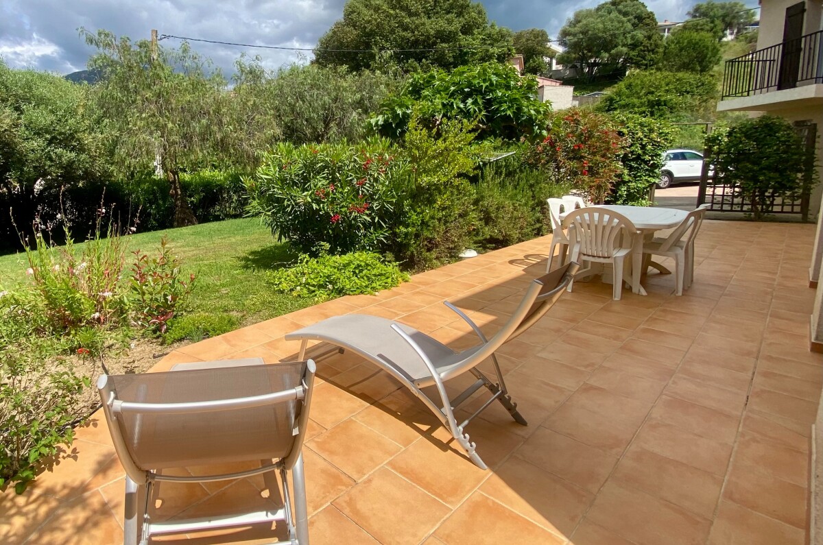 Photo 4 : Grande maison avec piscine et T2 indépendant