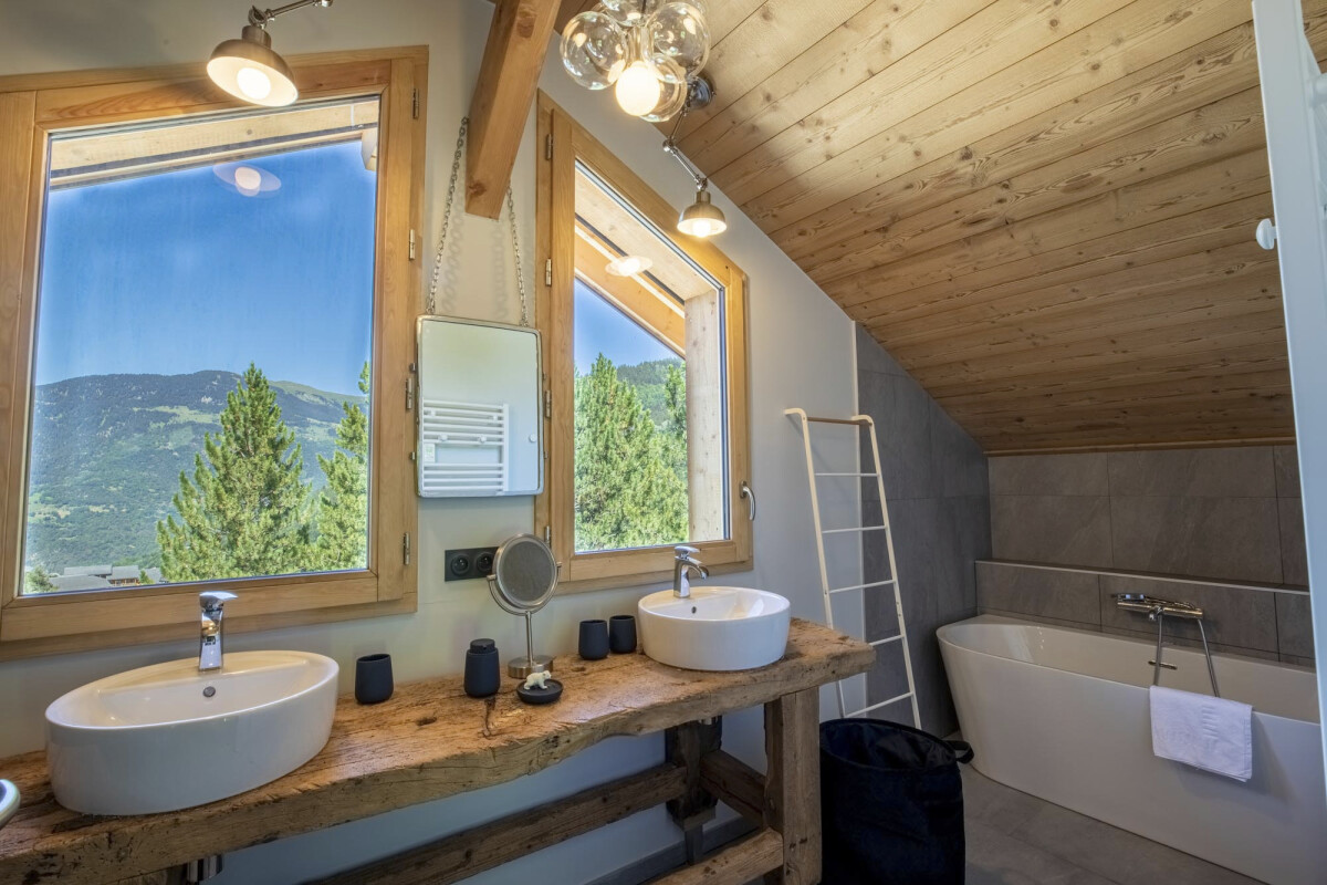 Photo 6 : Chalet - Les Allues - 90m²