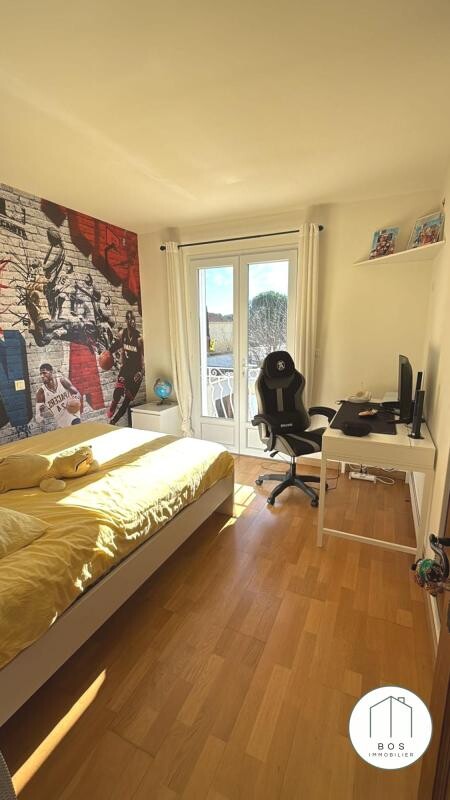 Photo 9 : Spacieuse villa avec piscine