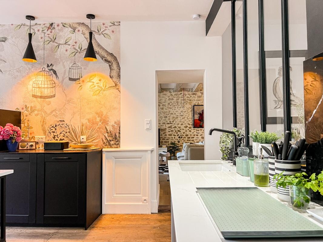 Photo 7 : OFF-MARKET Maison de charme en centre ville avec piscine et