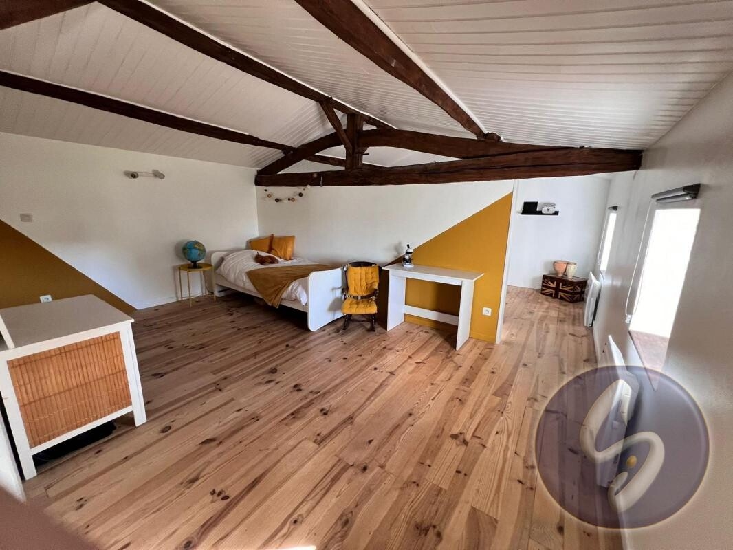 Photo 8 : MAISON ANCIENNE RENOVEE SUR GRAND TERRAIN