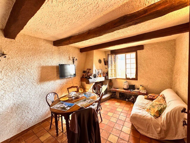 Photo 5 : Maison jumelée 2/3 pièces sur 1600m2 - Lucéram -