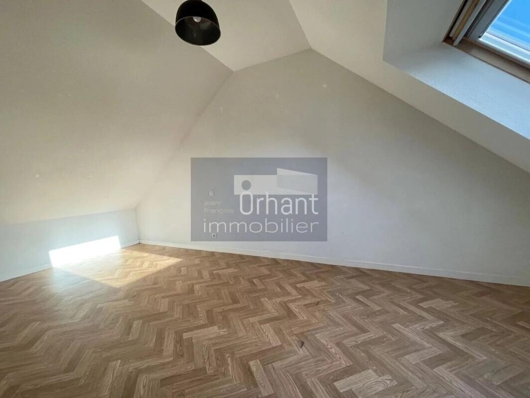 Photo 12 : Maison 2003 - 3 chambres + garage + terrasse et jardin proche bourg – Theix