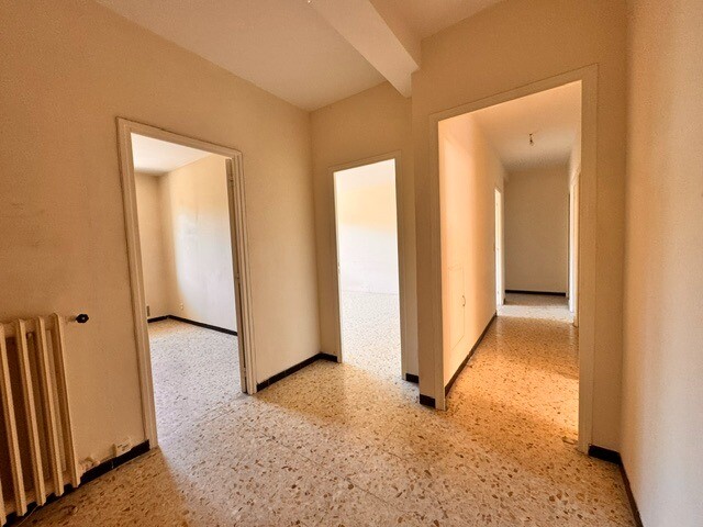 Photo 2 : Appartement 4 pièces 98 m2 / Balcon/ Parking / L'escaréne