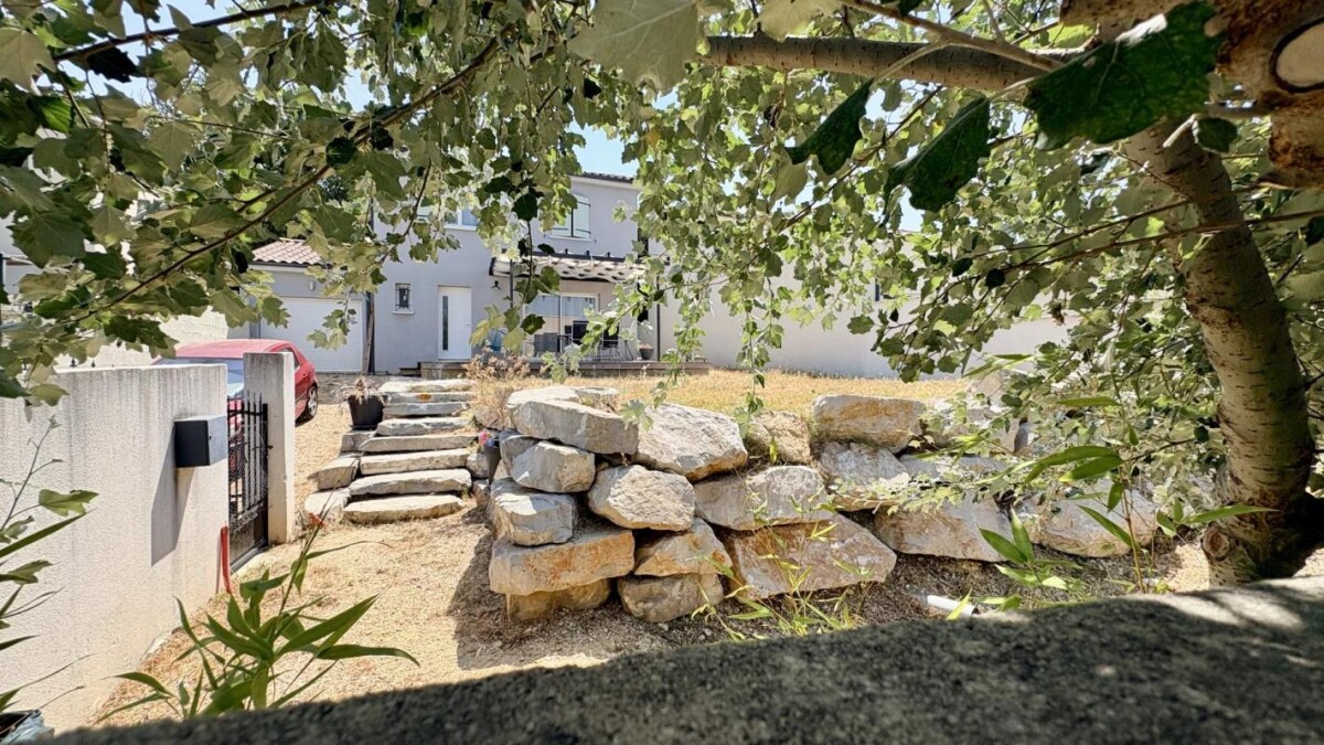 Photo 17 : Villa récente avec 4 chambres à Bédarrides