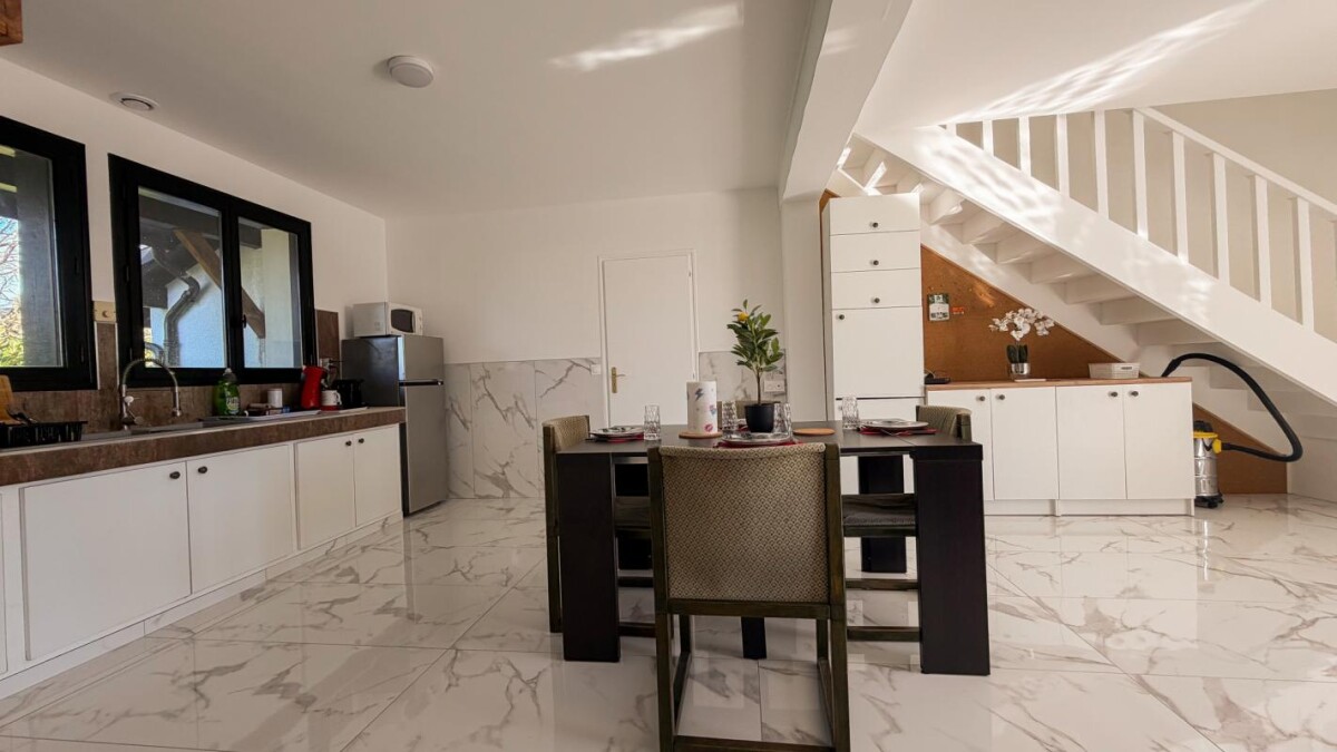 Photo 8 : Maison rénovée  avec vue sur la campagne