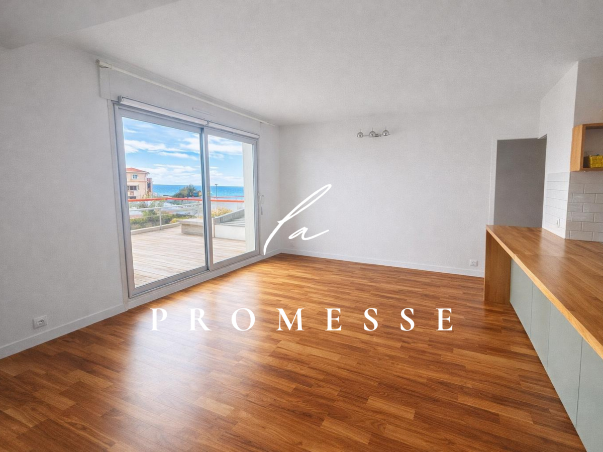 Photo 1 : T3/4 - Terrasse/Garage - Vue Océan