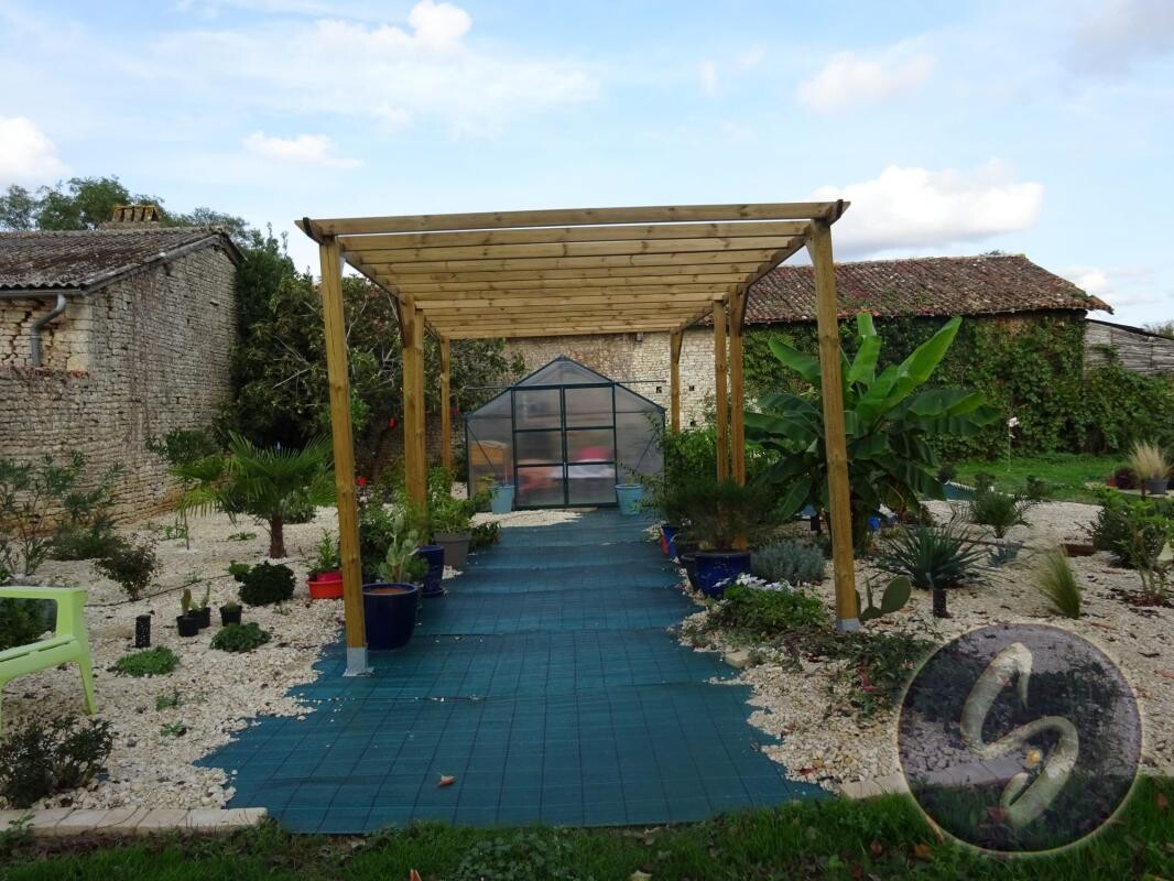 Photo 30 : LOCATIF INDEPENDANT à finir + MAISON 6 CHAMBRES dont 1 en rdc