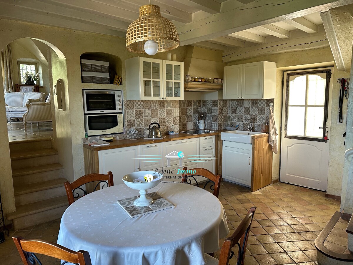 Photo 3 : Maison médiévale en pierre 114m2 5 pièces à Carcès