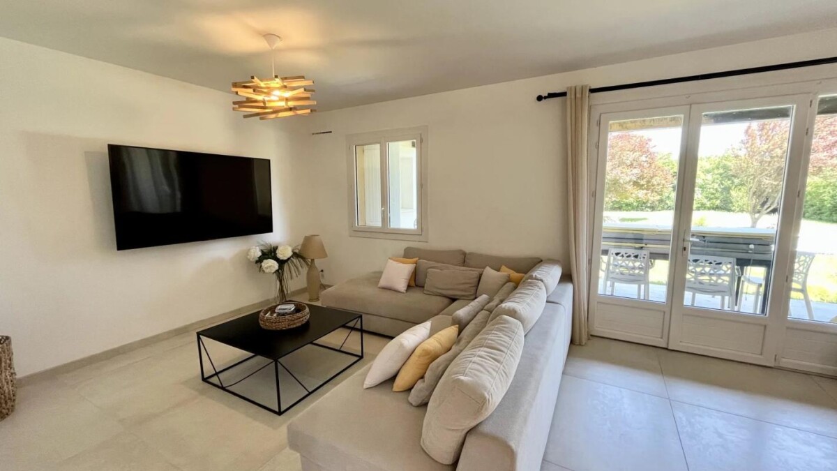 Photo 15 : Villa avec piscine et dépendances proche de L'Isle-sur-la-Sorgue