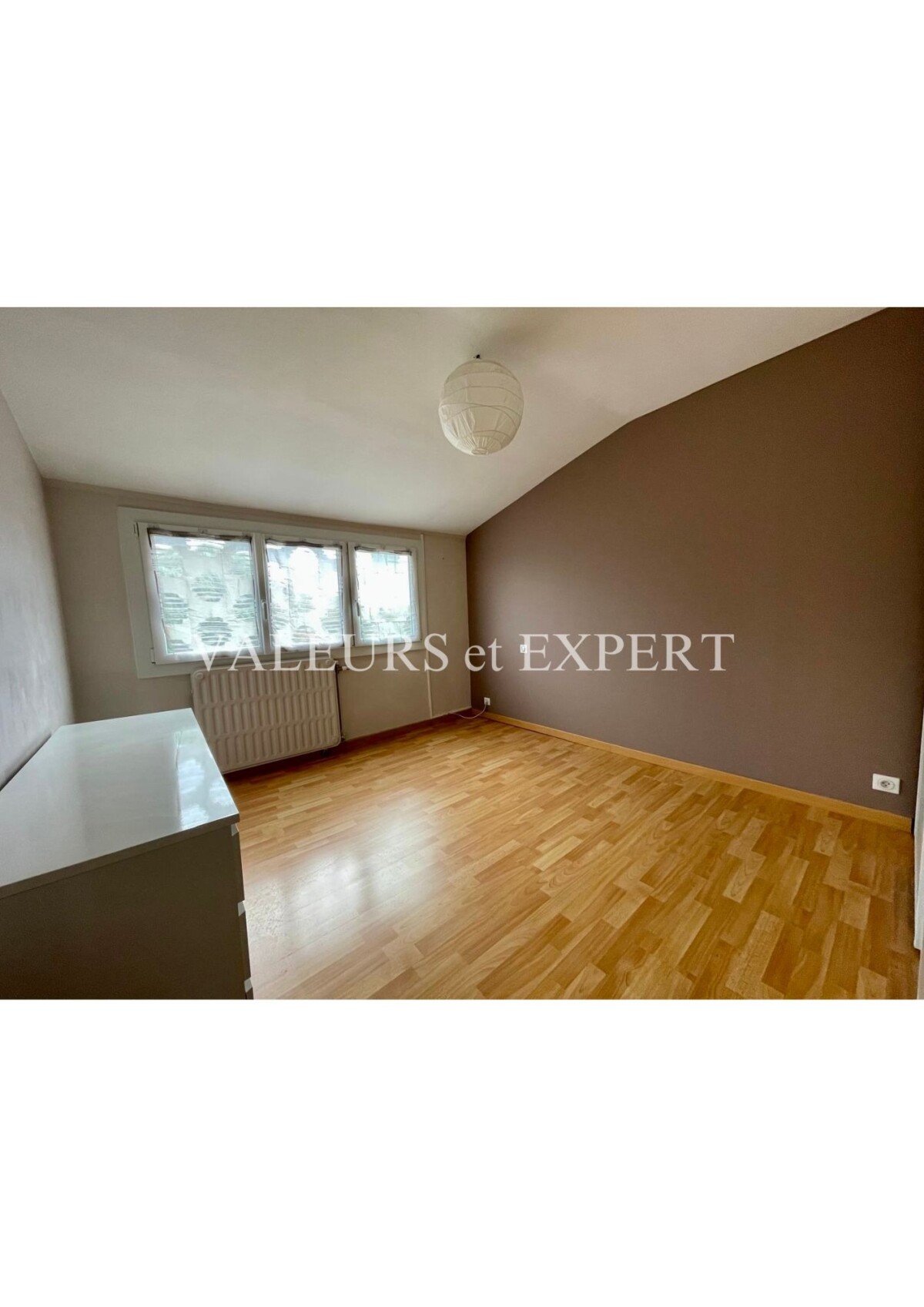 Photo 6 : TB Maison , 128m2, 4 chambres dont 1 en RDC, jardin, garage