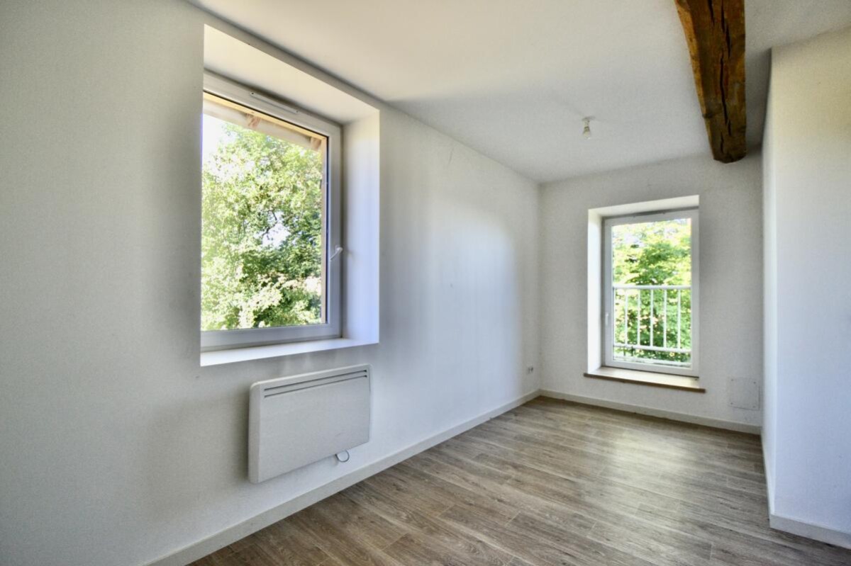 Photo 8 : MAISON EN PIERRE AVEC VUE