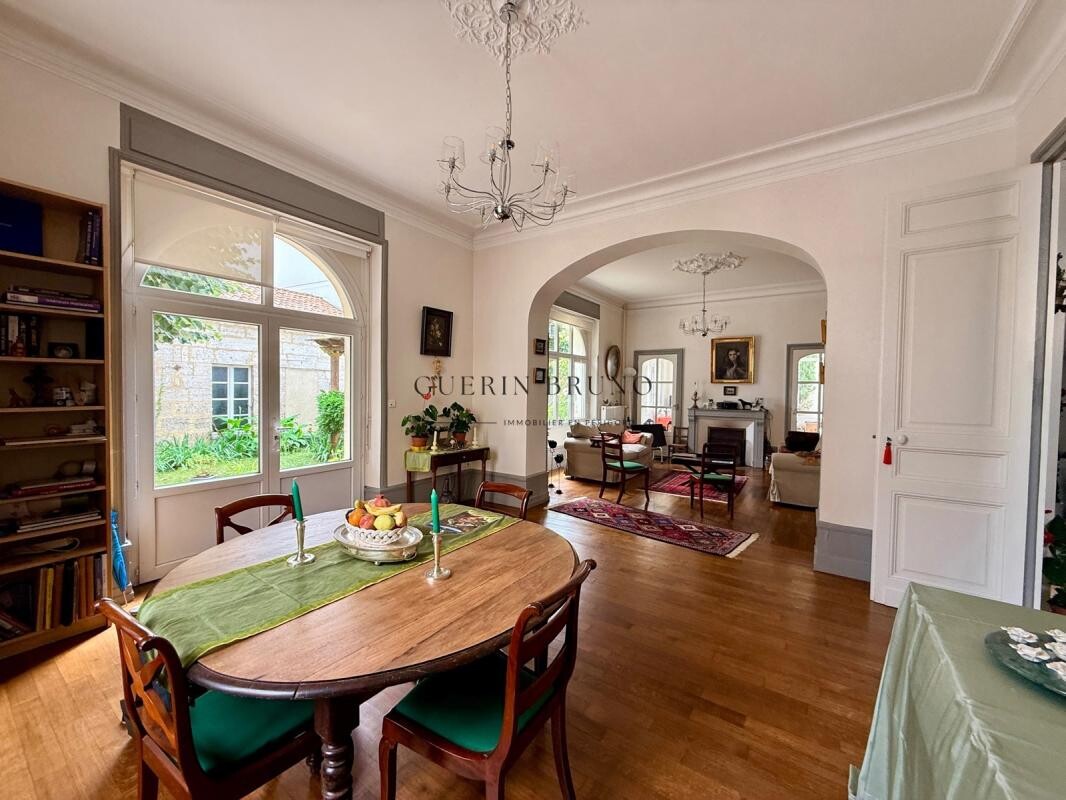 Photo 4 : Élégante maison de caractère avec jardin et garage en cœur de Périgueux