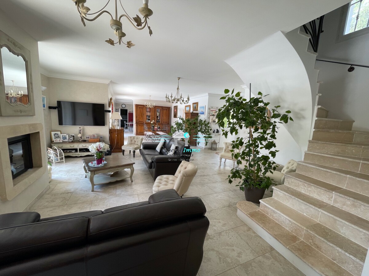 Photo 5 : Villa - Le Thoronet - 307m²