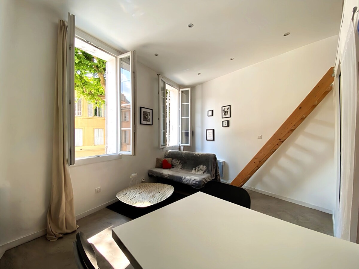 Photo 1 : Appartement - Aix-en-Provence - 19m²