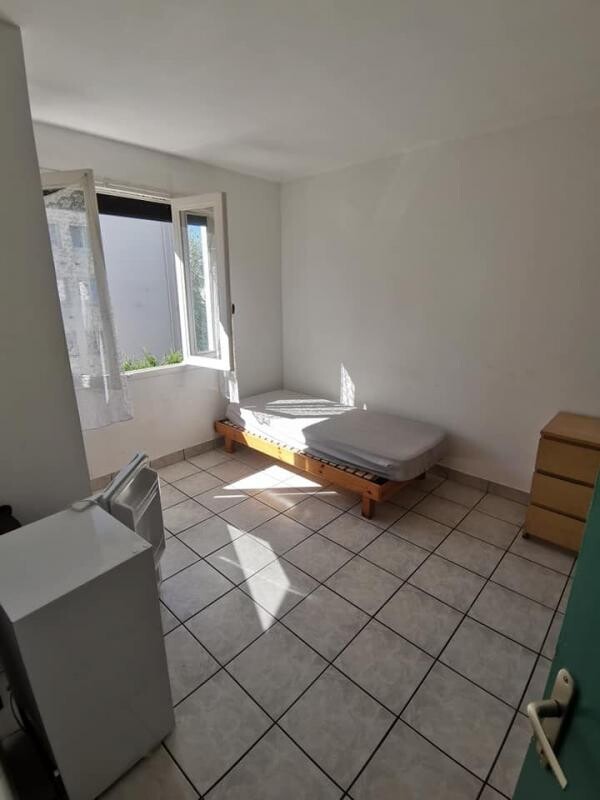 Photo 3 : IMMEUBLE DE RAPPORT LOUE RENTABILITE BRUTE 12%