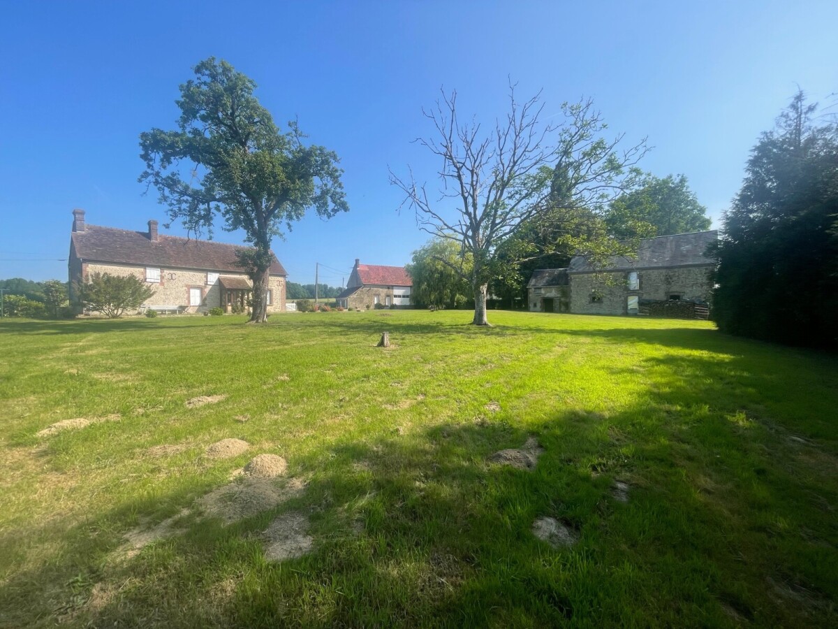 Photo 2 : Maison - Sainte-Céronne-lès-Mortagne - 120m²