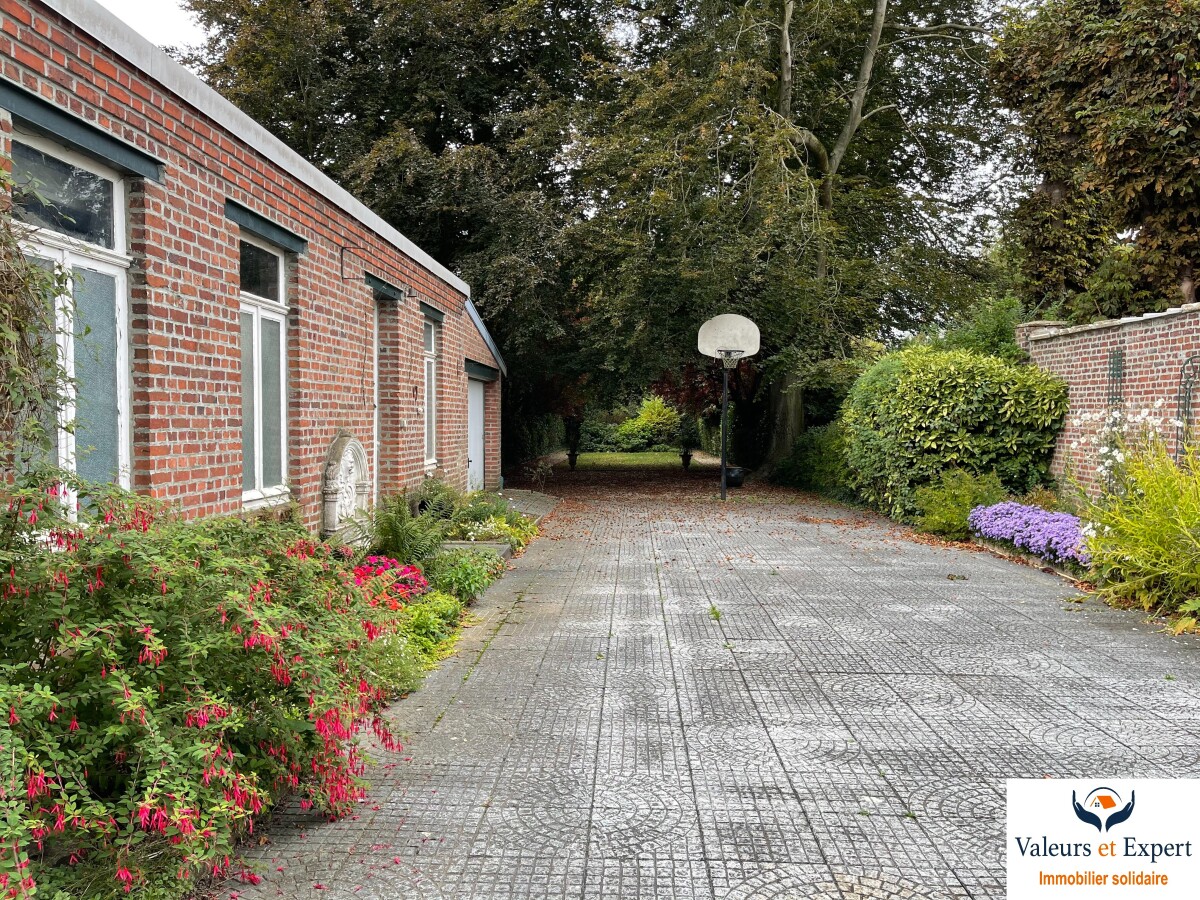 Photo 1 : Villa - Templemars - 228m²