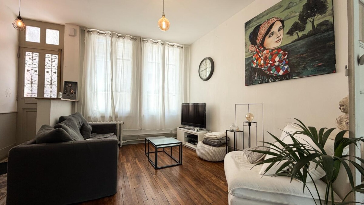 Photo 8 : Maison de charme en centre ville avec garage et studio loué