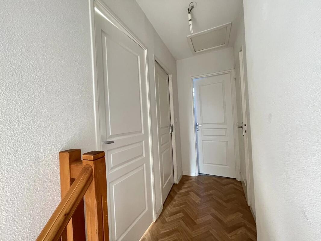 Photo 7 : Maison 2003 - 3 chambres + garage + terrasse et jardin proche bourg – Theix