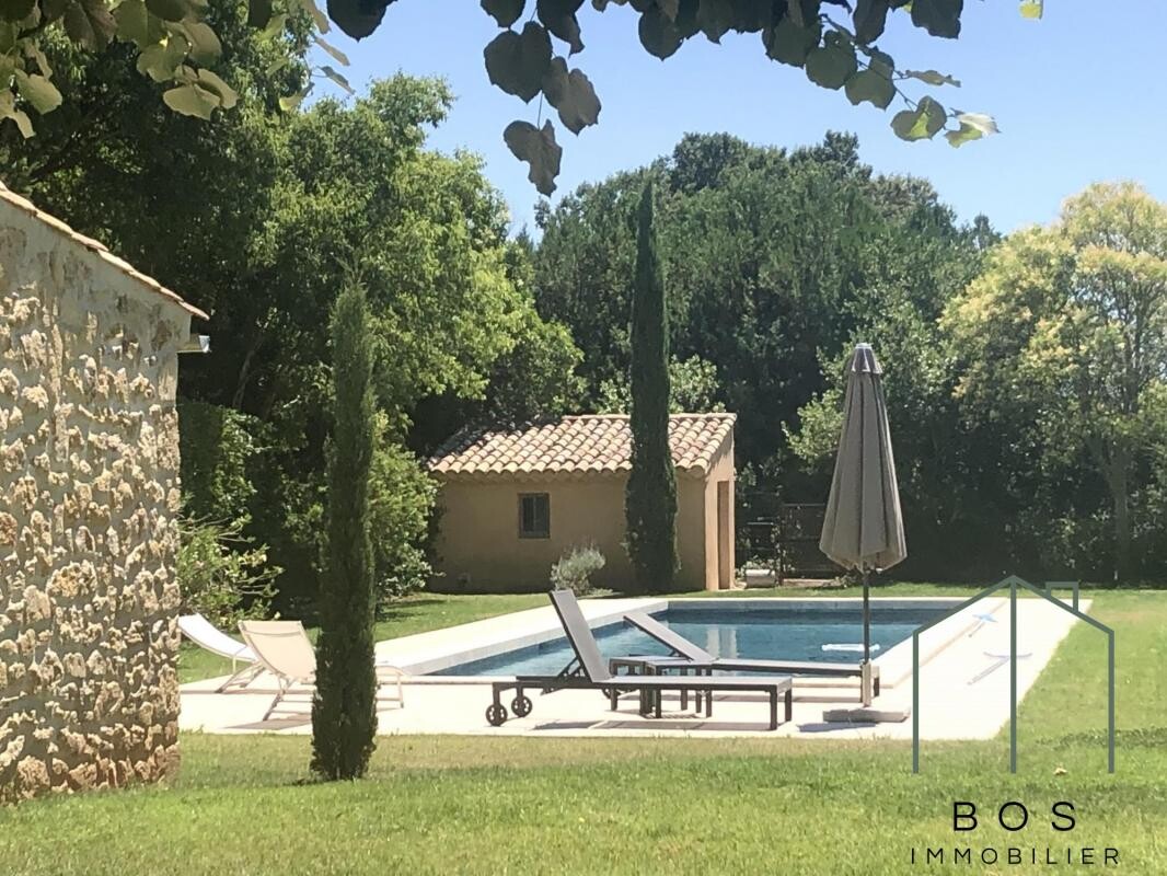 Photo 1 : Mas avec piscine