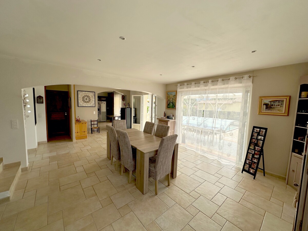 Photo 4 : Le Luc - Magnifique villa 153m² avec piscine