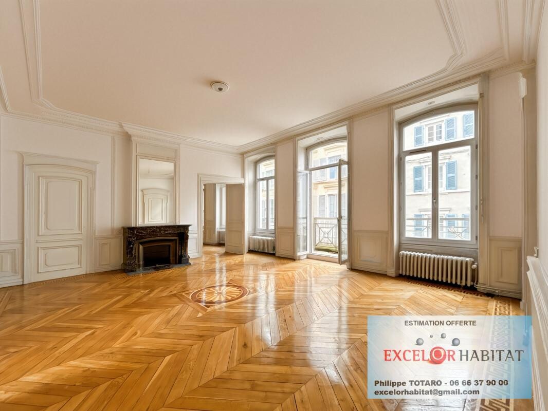 Photo 1 : APPARTEMENT DE CHARME LUMINEUX AU CALME 3 CHAMBRES  de 163 m2 HYPERCENTRE PARKING GRATUIT