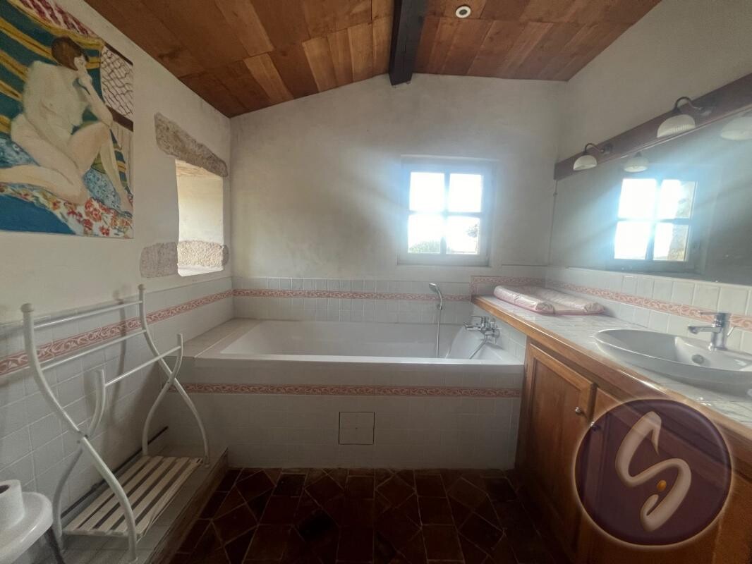 Photo 19 : LOGIS OU MANOIR DU XVI