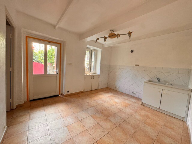 Photo 1 : Appartement  2 pièces  47 m2 LOCATION- L'Escarène