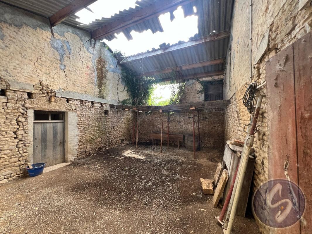 Photo 14 : ANCIENNE FERME 3 MINUTES ST MAIXENT OU ENSOA