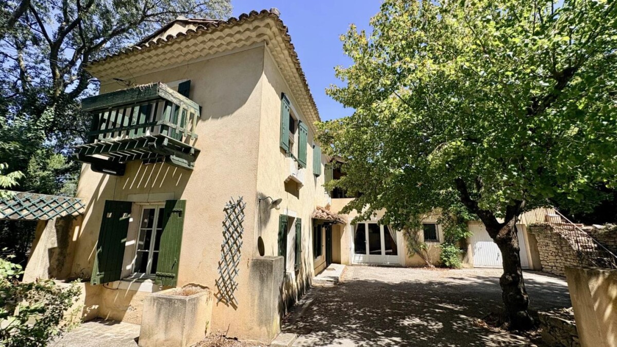 Photo 3 : Maison de caratère avec grand jardin entre Carpentras et St Didier