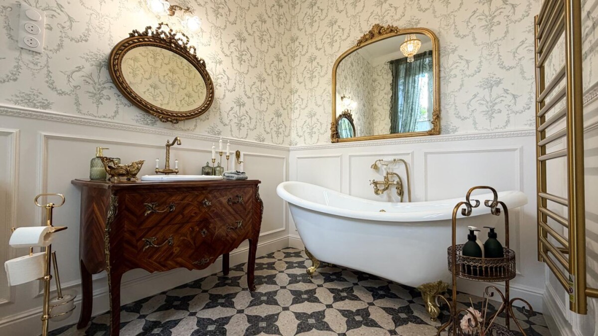 Photo 15 : Maison de Maître meublée du XIXème intégralement rénovée