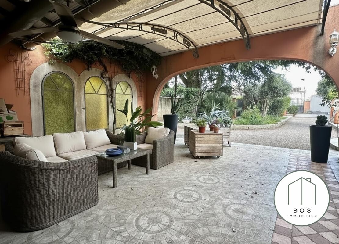 Photo 2 : Maison avec piscine