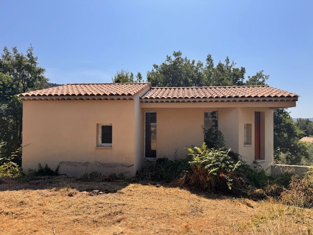 Photo 2 : Villa Neuve 84 m2 à terminer sur 400 m2 - Bendejun -