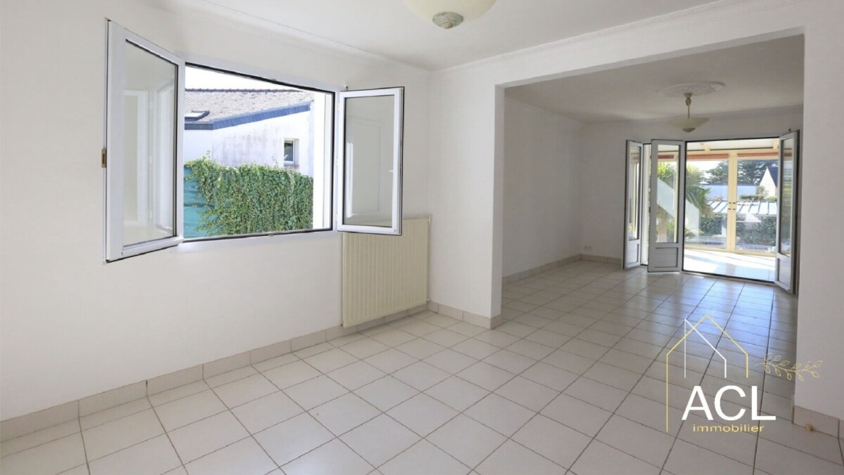 Photo 5 : Maison rénovée de 4 chambres avec commerces à pieds