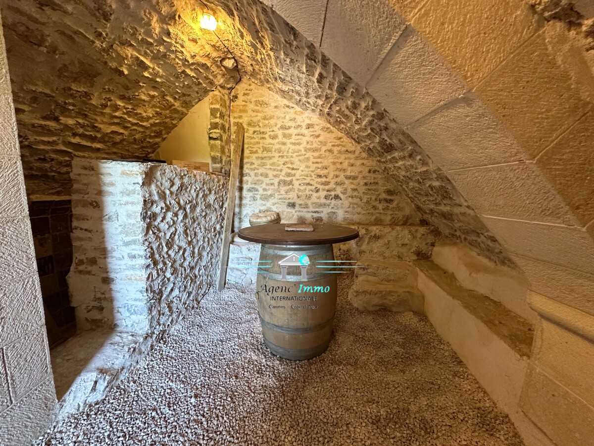 Photo 6 : Maison médiévale en pierre 114m2 5 pièces à Carcès