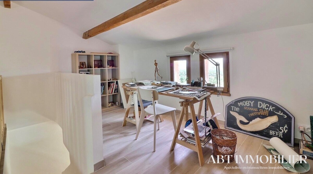 Photo 8 : Villa - Saint-Maximin-la-Sainte-Baume - 240m²