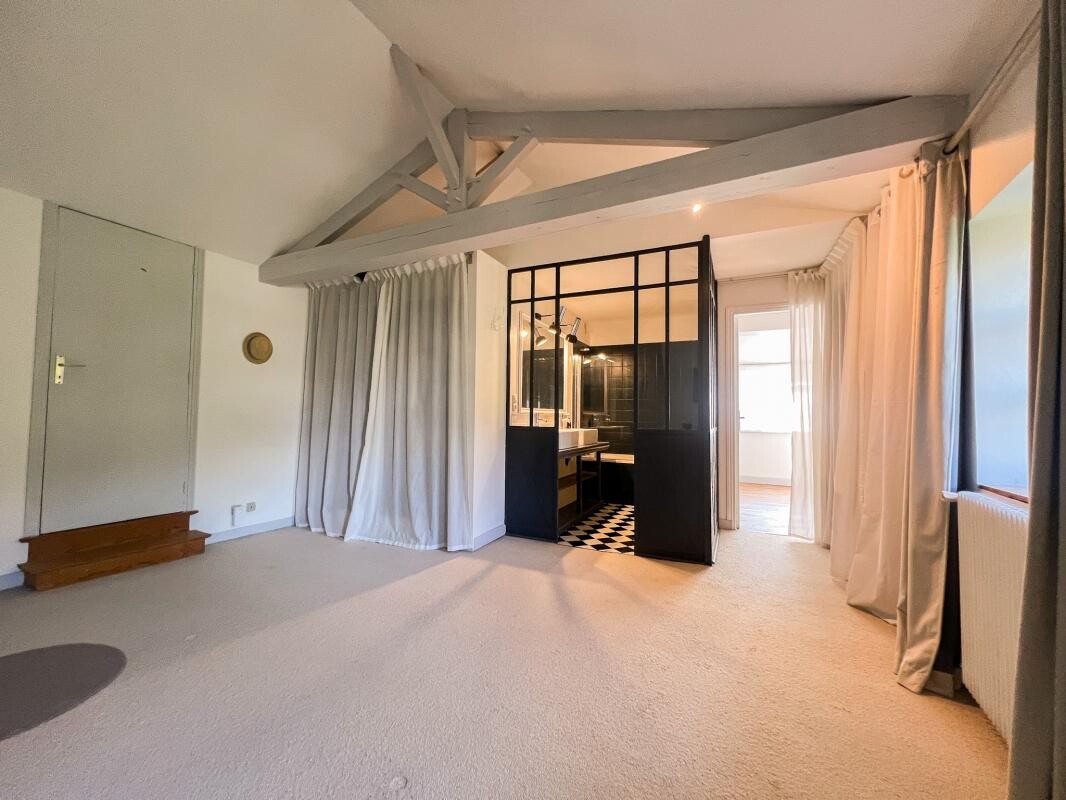 Photo 10 : Rare à Poitiers centre : Maison médiévale avec jardin, pisci