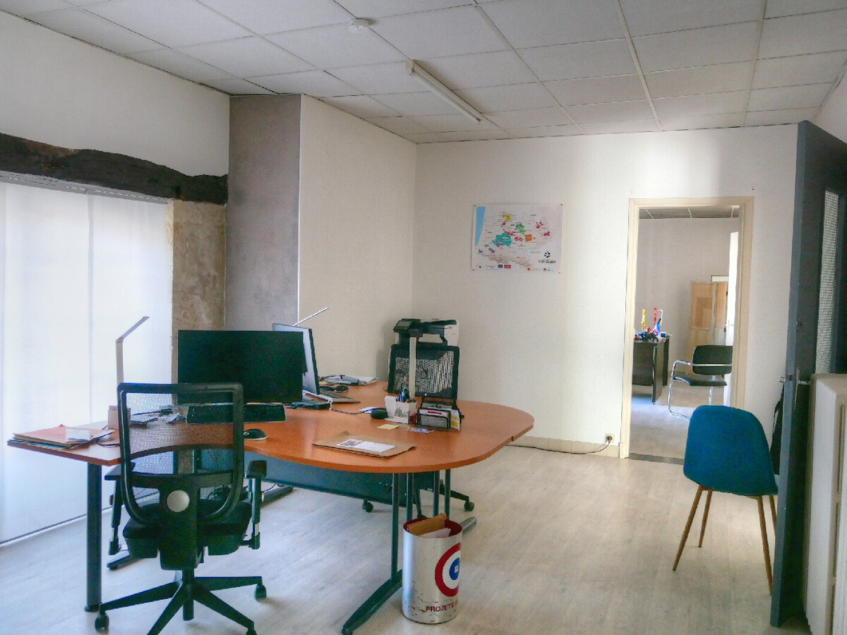 Photo 10 : Maison , Appartement et bureaux sur  327m²