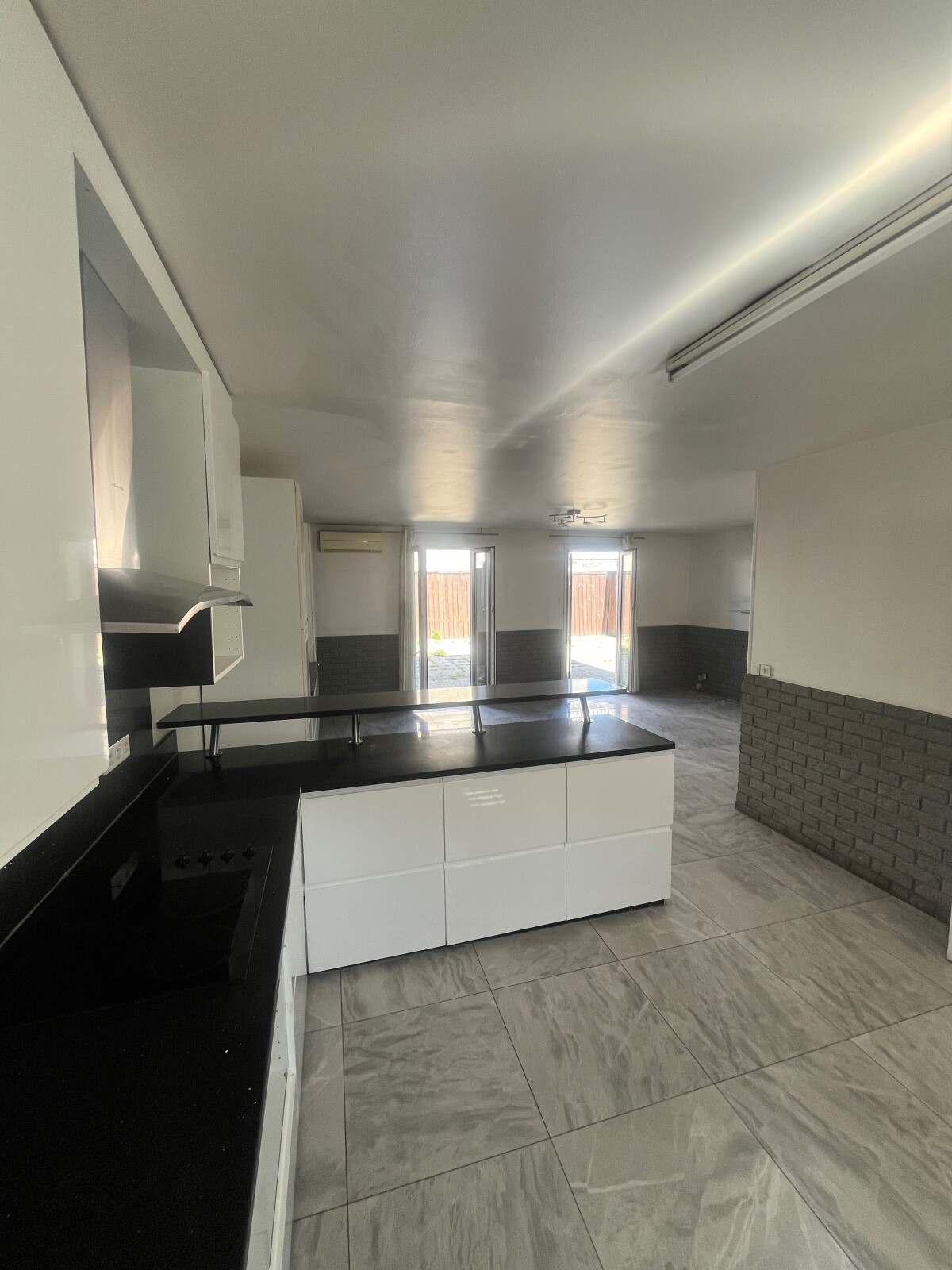 Photo 3 : Maison - Aubervilliers - 160m²