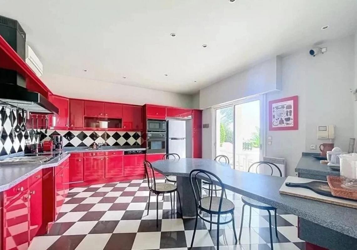 Photo 9 : Vente Villa de Luxe Mandelieu-la-Napoule | 1 970 00 € - 284 m²