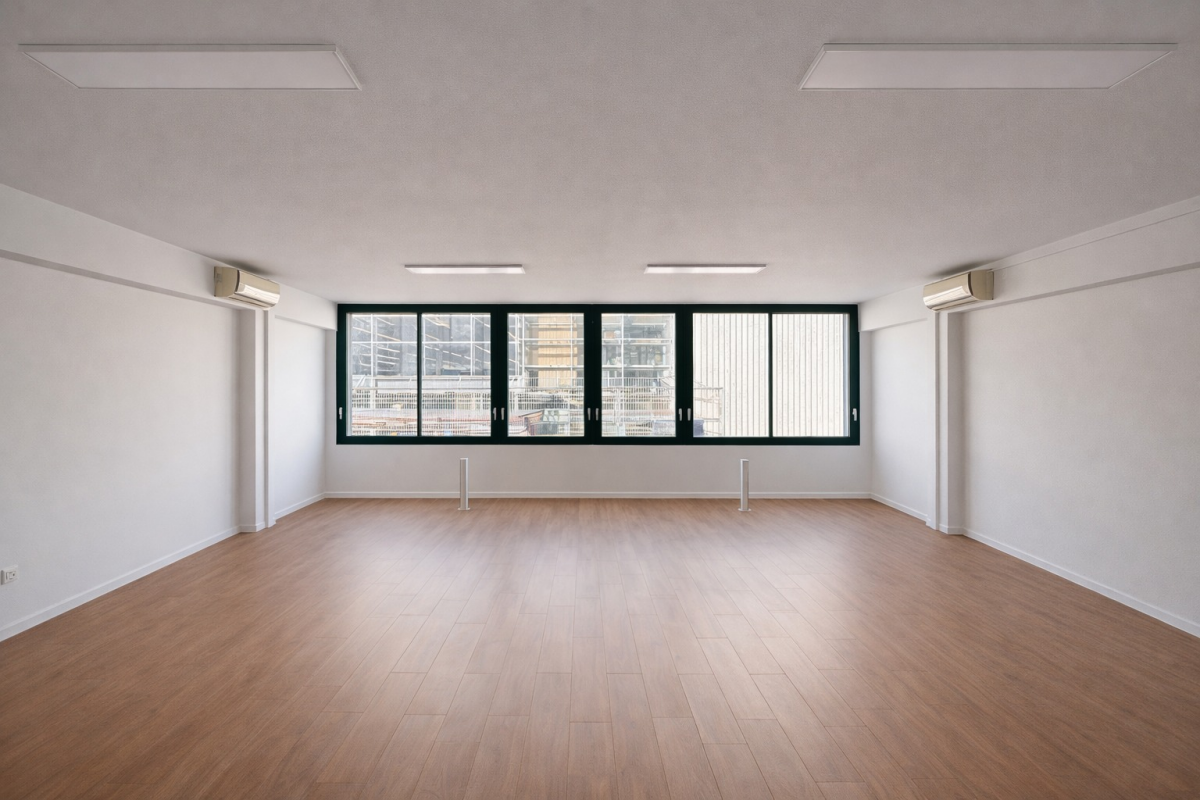 Photo 2 : OPEN SPACE / PLATEAU NEUF – Emplacement stratégique  55 m²