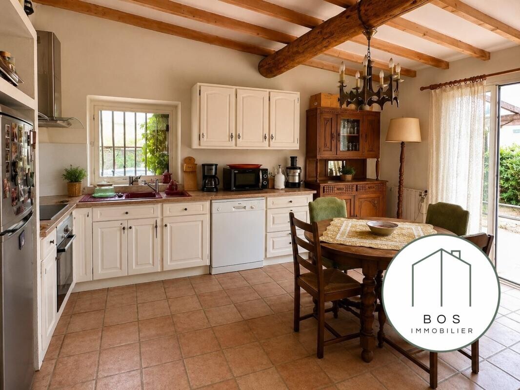 Photo 10 : Confortable villa avec jardin et garage
