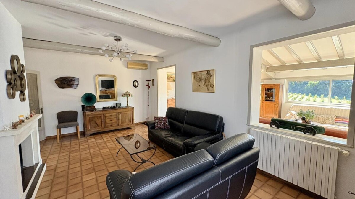 Photo 9 : Propriété de charme et qualité avec 5 chambres au pied du Ventoux